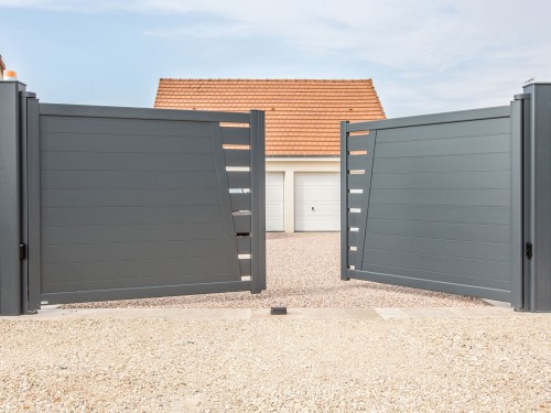 Achat Portail aluminium battant Guel par kostum