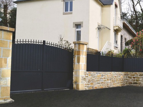 Achat Portail aluminium coulissant Poullan par kostum fabrication spéciale