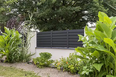 Clôture persiennée en aluminium Litenn Kostum
