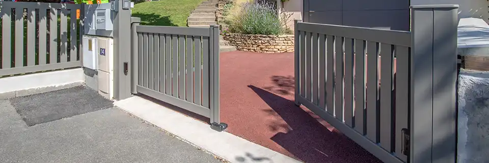 portail battant ajouré aluminium heol kostum