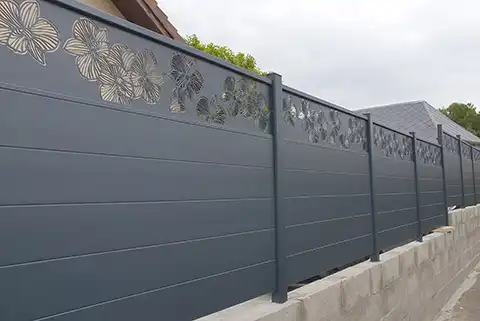Clôture avec décor en aluminium Lizen Kostum