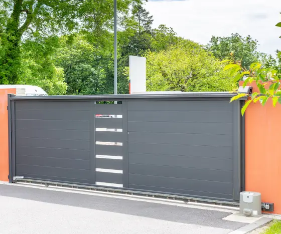 Le portail électrique : réglementations et étapes d’installation