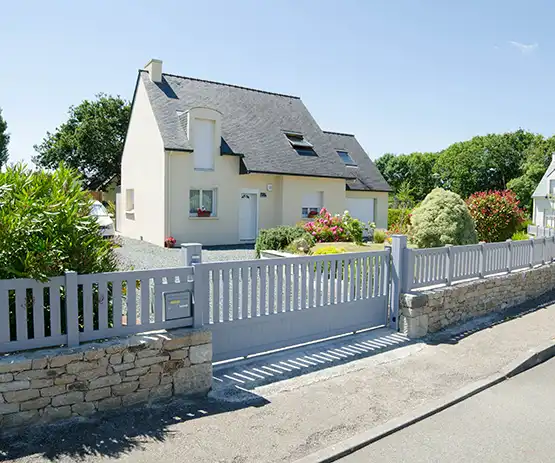 Les 3 portails tendance de chez Kostum qui vont bonifier vos extérieurs