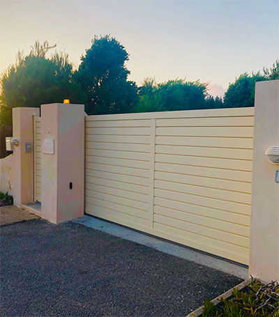 Portail aluminium Litenn Ivoire clair