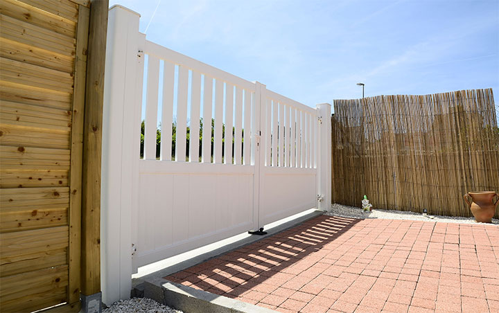 Les portails PVC Kostum Les portails PVC Kostum